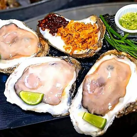 Hình ảnh 1kg hàu đá bự ăn sống kèm mù tạt