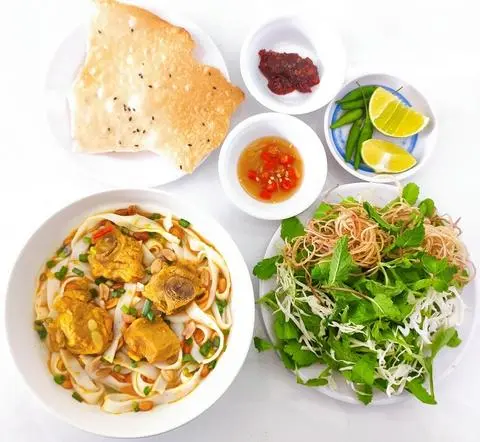 Hình ảnh Mì quảng sườn