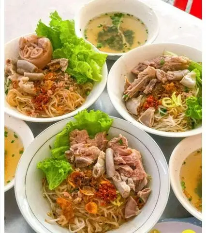Hình ảnh Hủ Tiếu Khô Dầu Hào Thập Cẩm