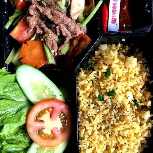 Hình ảnh Cơm bò xào sa tế
