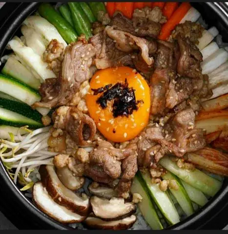 Hình ảnh Cơm Trộn Bò 