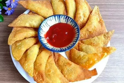 Hình ảnh Hoành Thánh Chiên 