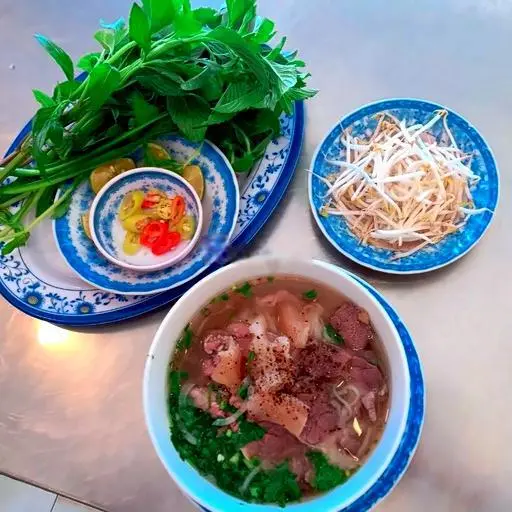 Hình ảnh Phở tái nạm gân
