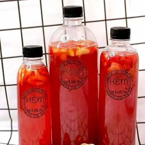 Hình ảnh Trà olong dâu tươi - chai 500ml