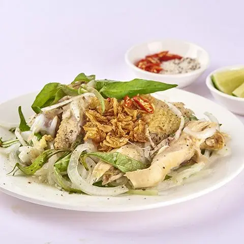 Hình ảnh Gỏi gà ta Nửa Con
