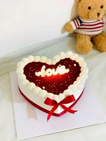 Hình ảnh BÁNH KEM TRÁI TIM (LOVE) 