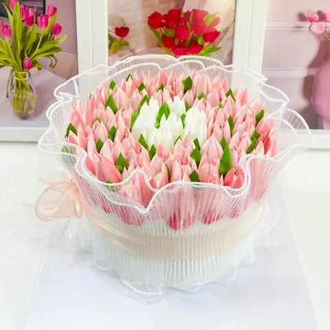 Hình ảnh Bánh kem hoa sz20cm ( mẫu ngẫu nhiên)
