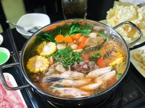 Hình ảnh Lẩu Oiisi- Thái nấm hải sản