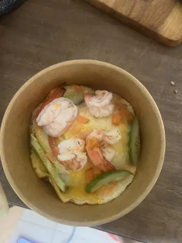 Hình ảnh Cơm tôm phủ trứng