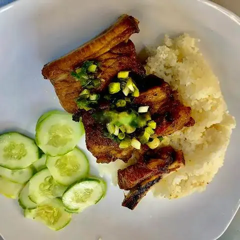 Hình ảnh Combo cơm tấm sườn chéo - canh