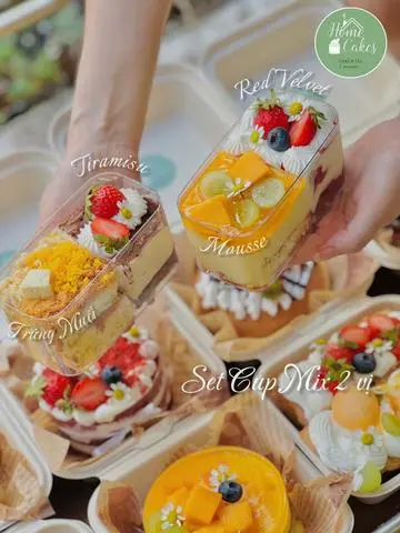Hình ảnh Tiramisu mix bông lan trứng muối