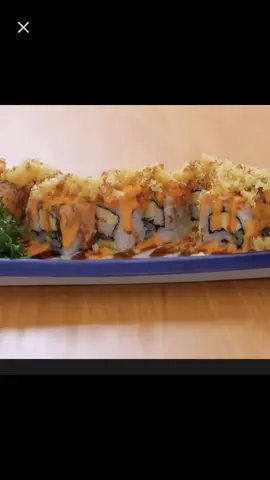 Hình ảnh Sushi Cá Hồi Sốt Cay 
