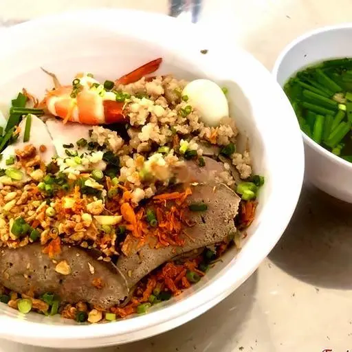 Hình ảnh Mì tươi nam vang khô