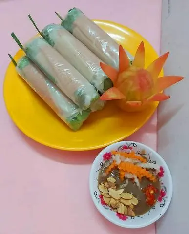 Hình ảnh Phần gỏi cuốn chay
