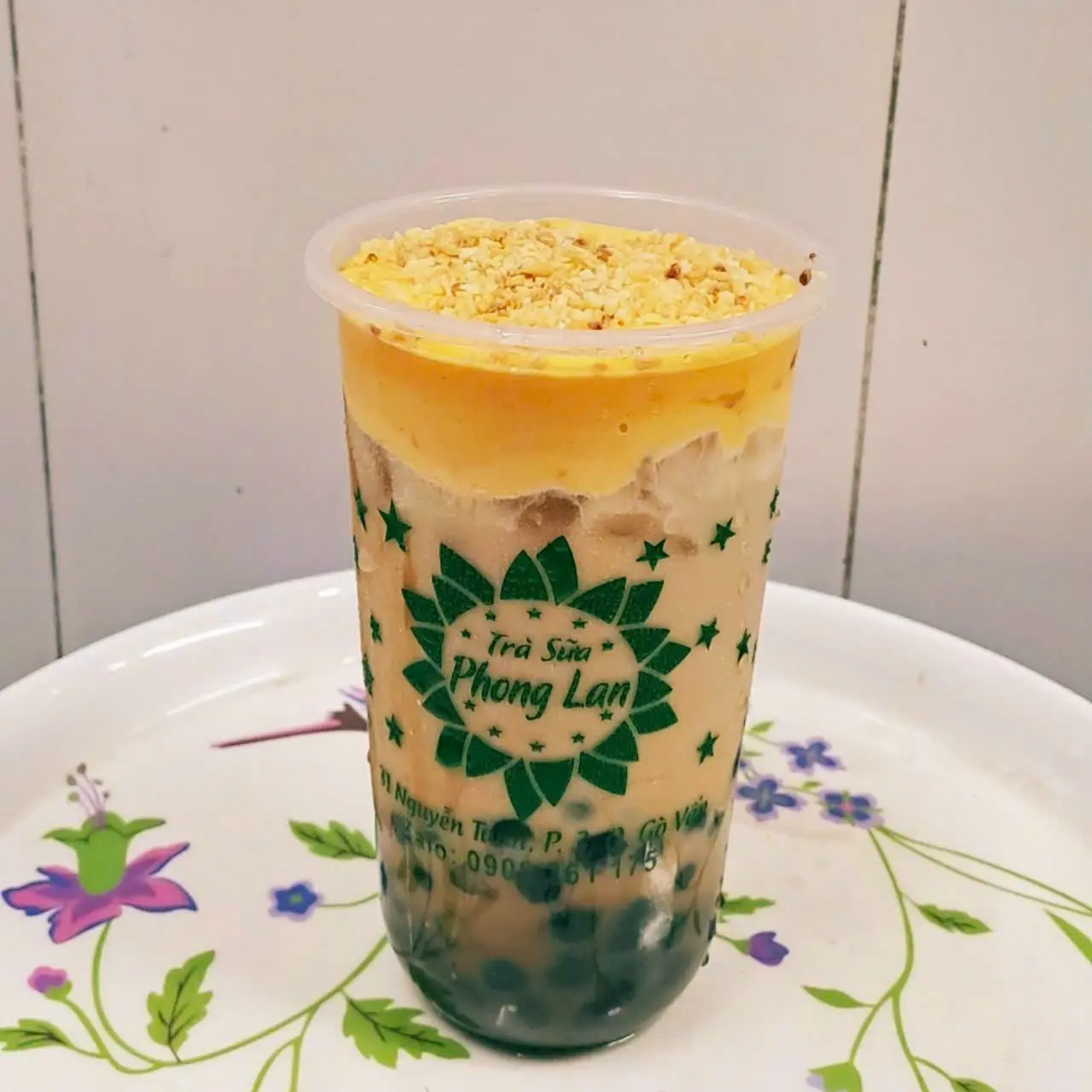 Hình ảnh trà sữa kem trứng oreo