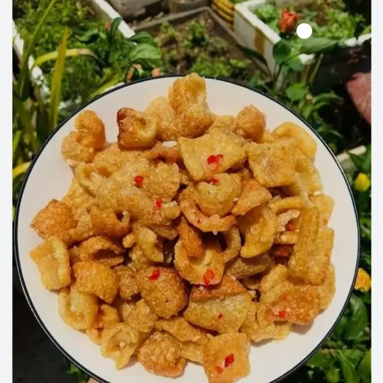 Hình ảnh bánh tráng trộn da heo - tỏi phi 