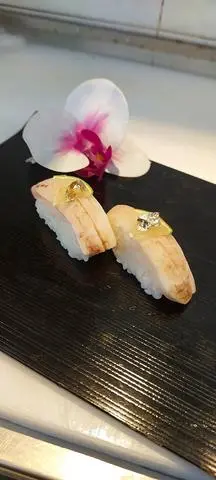 Hình ảnh Nắm Cá Kiếm( 2 viên)