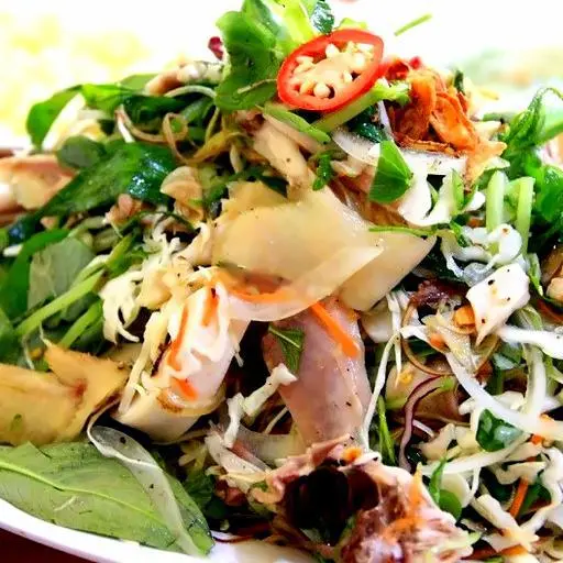 Hình ảnh Gà ta 1/2 xé phay trộn gỏi(cháo+gỏi)