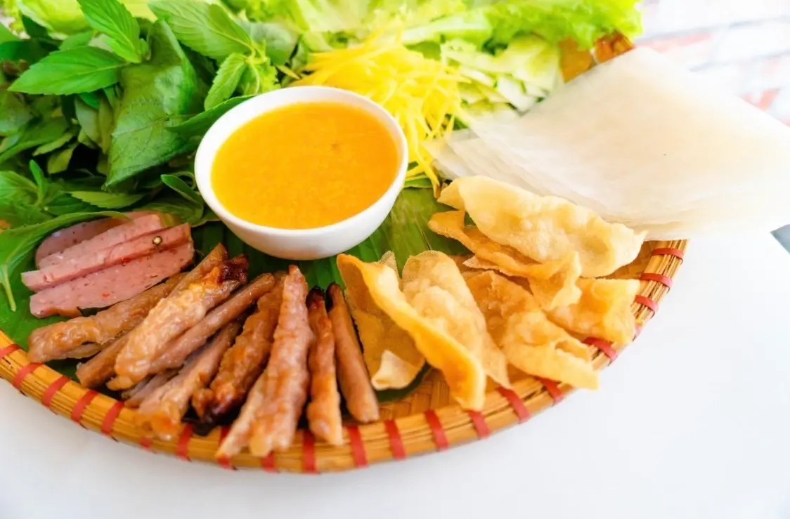 Hình ảnh Nem + chả phần