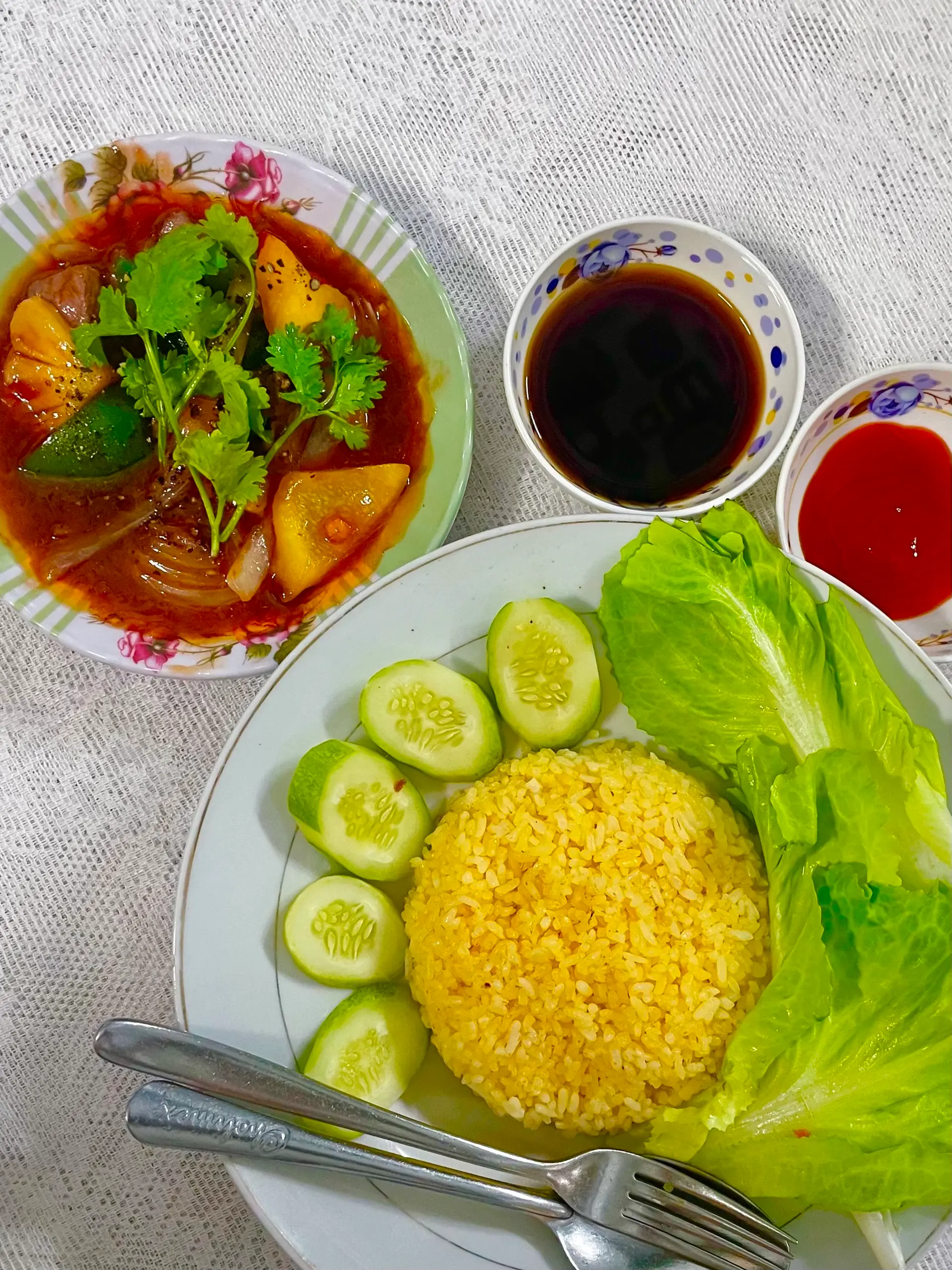 Hình ảnh Cơm Bò Lúc Lắc Đặ Biệt Thơm Ngon