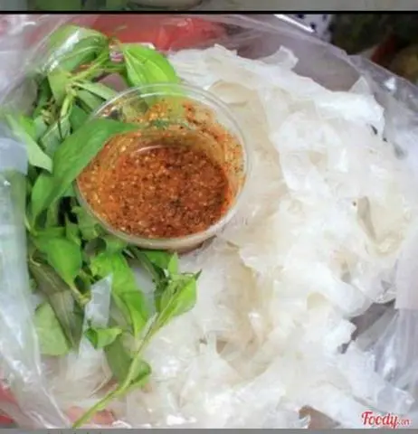 Hình ảnh bánh tráng chấm sốt bơ