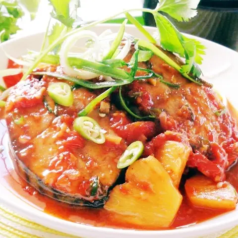 Hình ảnh Cơm cá ngừ kho thơm