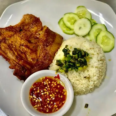 Hình ảnh cơm sườn miếng - canh
