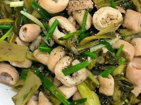 Hình ảnh ruột heo xào cải chua