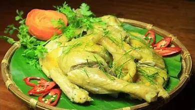Hình ảnh Cơm gỏi gà nữa con 