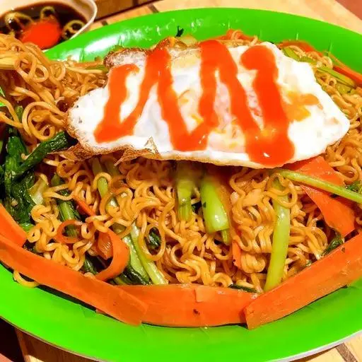 Hình ảnh Mì xào trứng