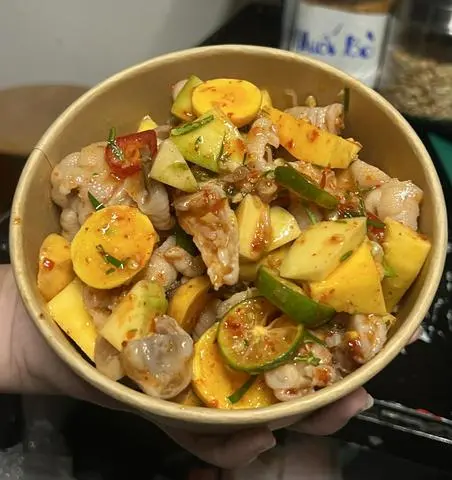 Hình ảnh Chân gà mix trứng non - LỚN