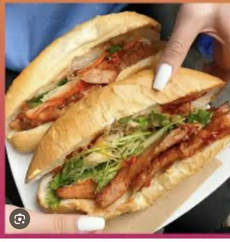 Hình ảnh Bánh mì nem nướng