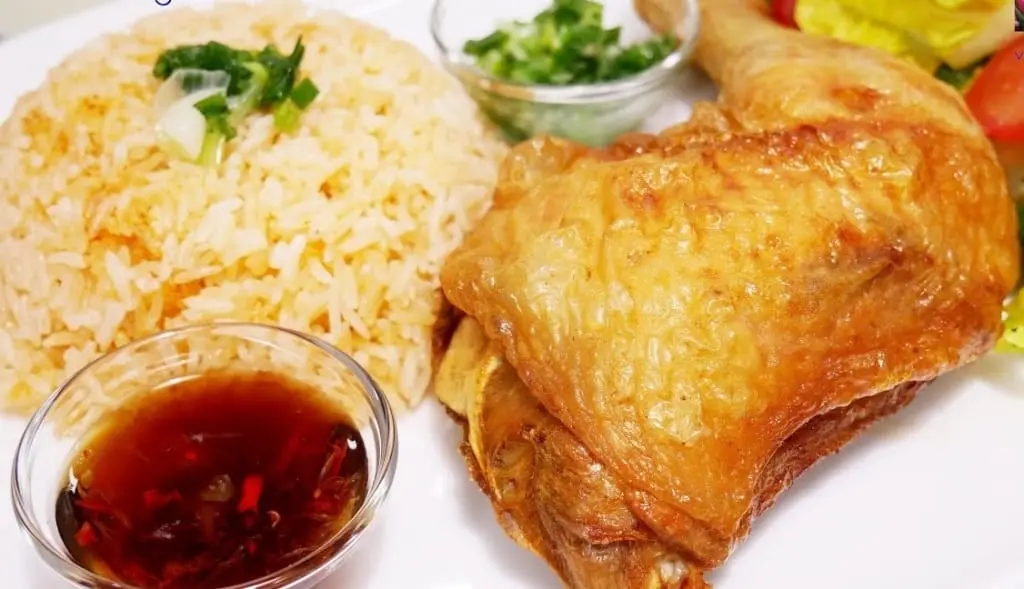 Hình ảnh Cơm góc 4 gà xối mỡ không sốt