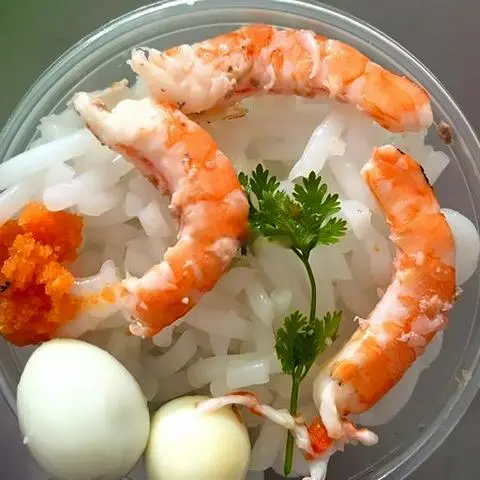 Hình ảnh Nui tôm con nước lỏng