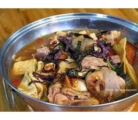 Hình ảnh Chân dê tiềm thuốc bắc