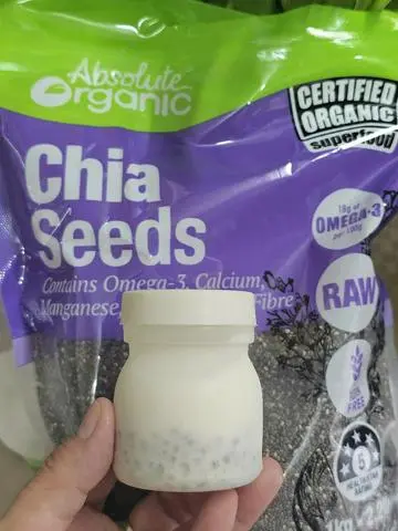 Hình ảnh Yayour phô mai hạt Chia