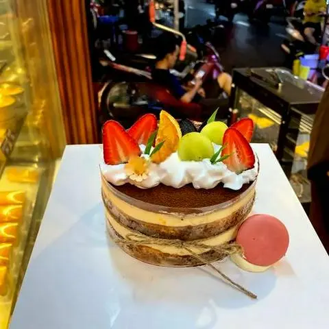 Hình ảnh Bánh sinh nhật tiramisu size 12cm - 18cm