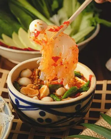 Hình ảnh Chân Sứa Mắm Nhĩ Mix Rong Sụn ( size Lớn  ) 