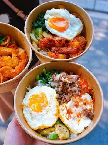 Hình ảnh Cơm Trộn Gà Xào Cay ?