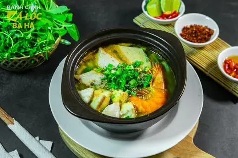 Hình ảnh Bánh canh cá lóc tô đặc biệt