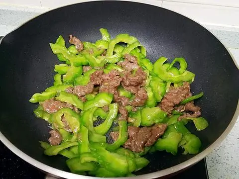 Hình ảnh Bò xào khổ qua