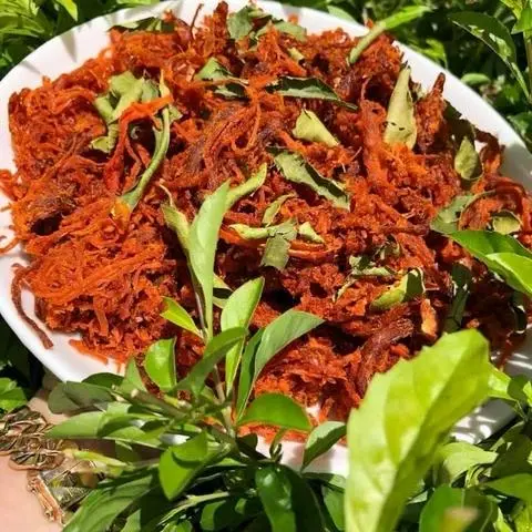 Hình ảnh Khô Bò Sợi Lá Chanh