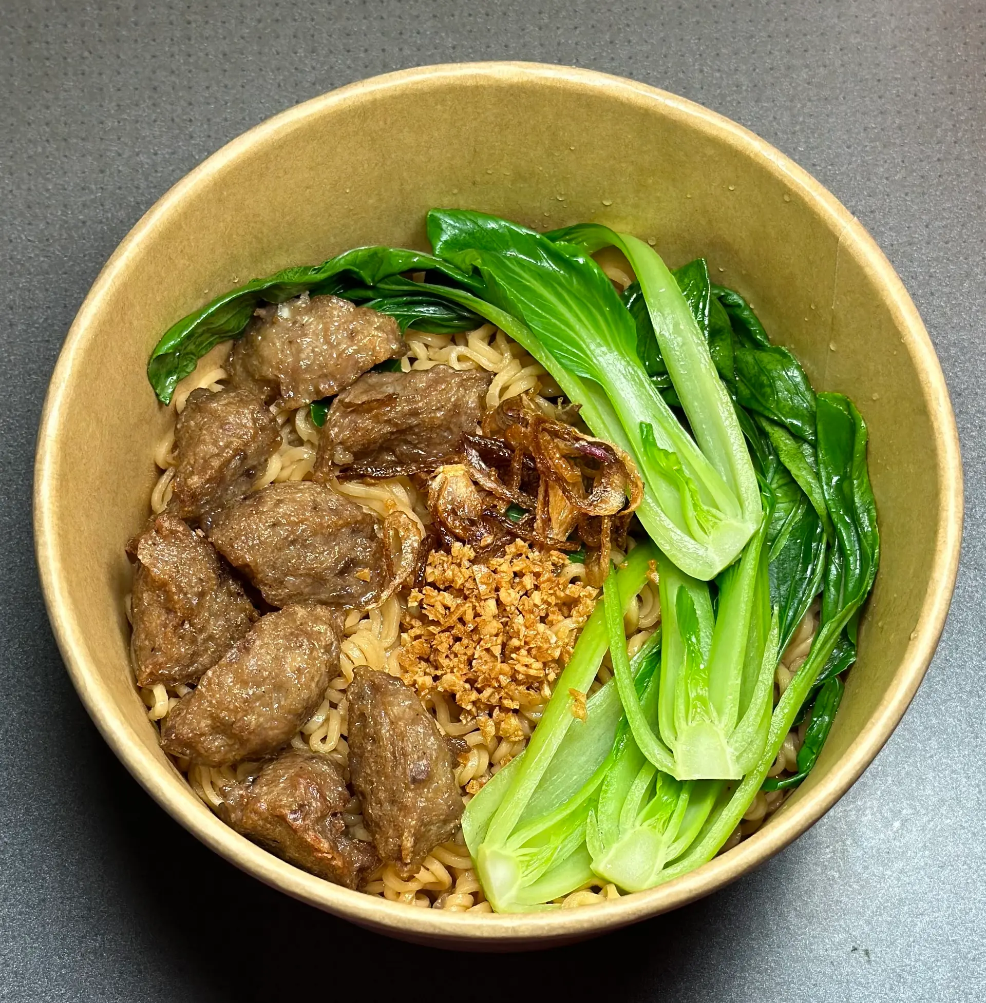 Hình ảnh Mì trộn bò viên gân 