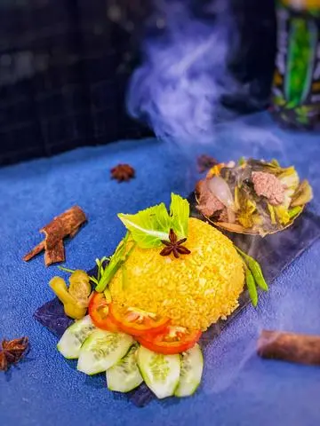 Hình ảnh Cơm Bò Xào Cải Chua