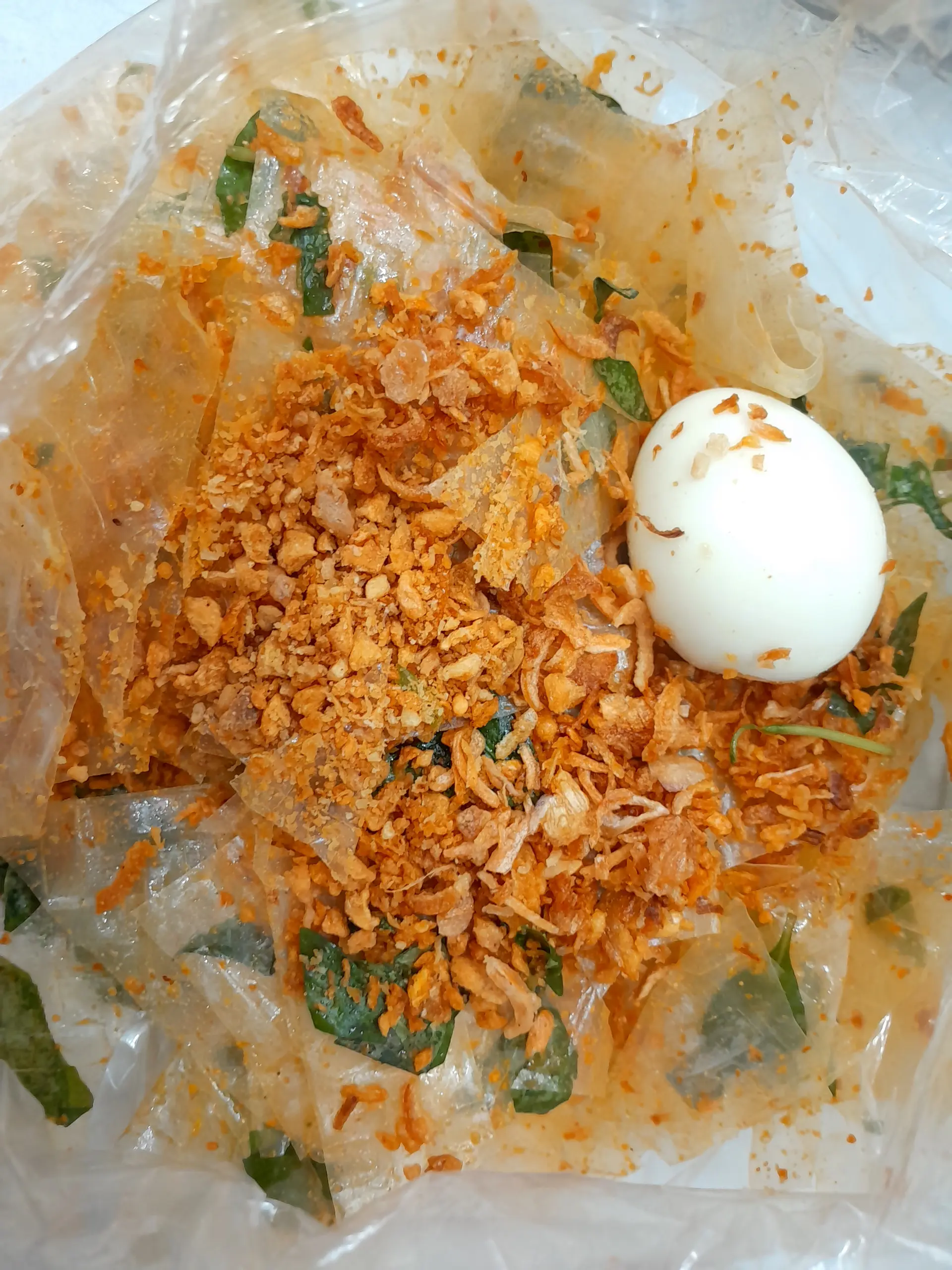 Hình ảnh Bánh Tráng Trộn Hành Tỏi Phi