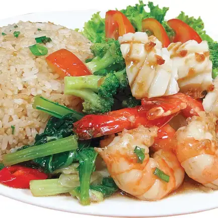 Hình ảnh cơm hải sản xào cải 