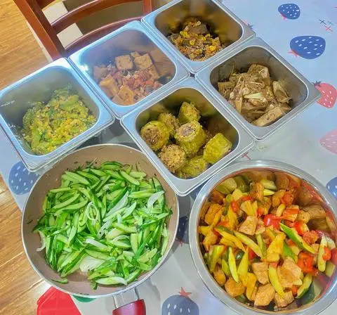 Hình ảnh Sườn Xào Chua Ngọt - Cơm Trắng
