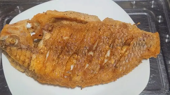 Hình ảnh Cơm cá diêu hồng chiên mặn+canh