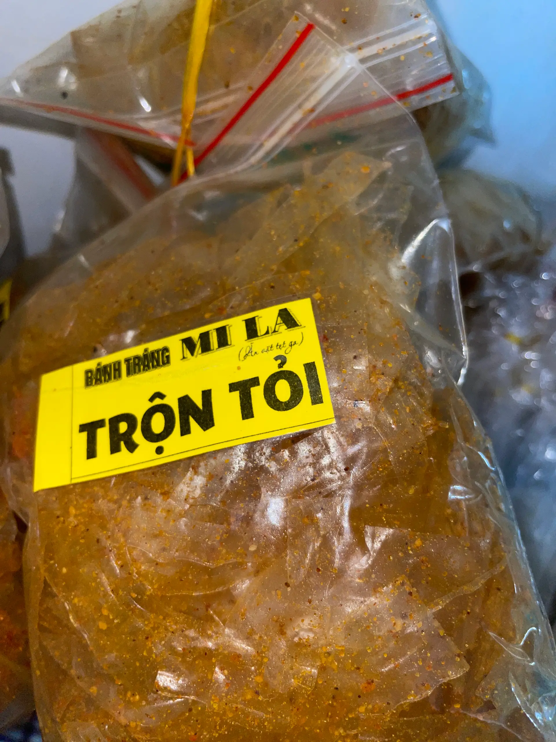 Hình ảnh Bánh tráng trộn tỏi