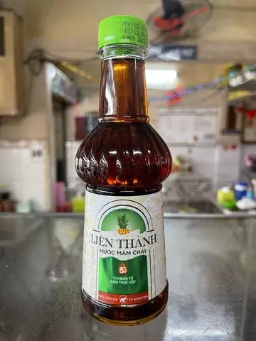 Hình ảnh nước mắm nhỏ (1 chai)